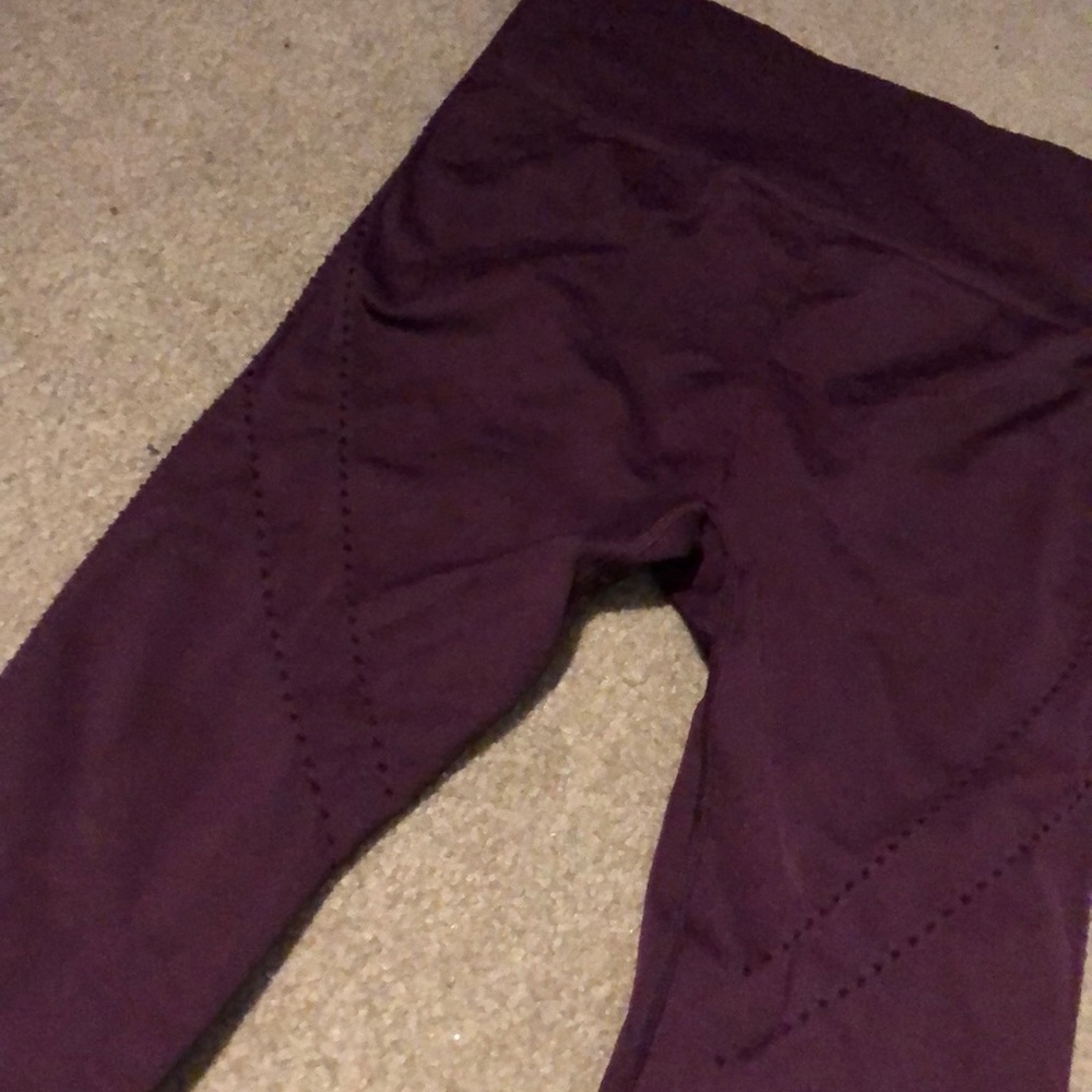 fabletics leggings - Picture 4 of 4